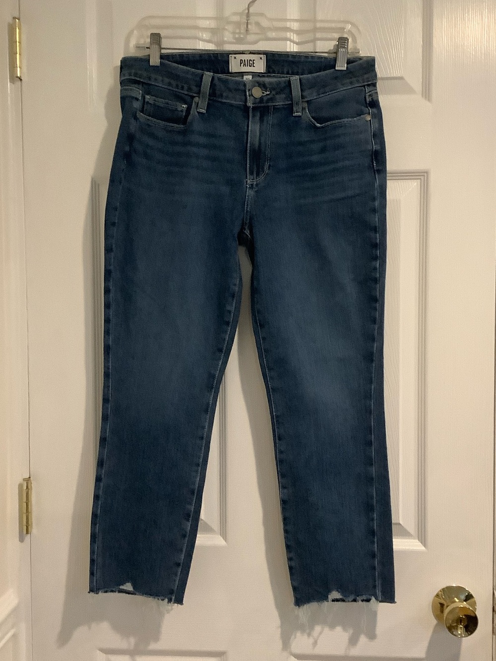 PAIGE “Kylie Crop” Medium Wash Cropped Frayed Stretch Mid Rise Jeans 30